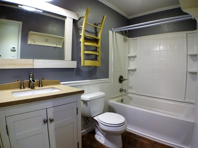 Building Photo - 3 Wrangler Ct