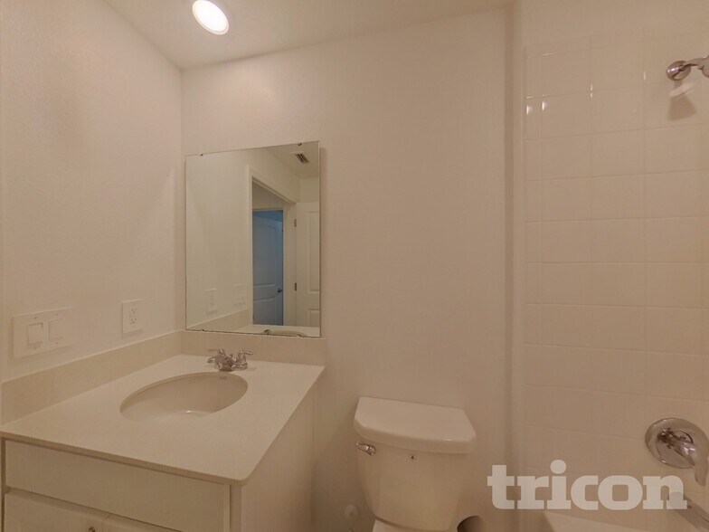 Building Photo - 34036 Sky Blossom Cir