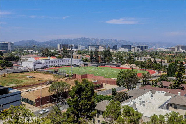 Building Photo - 2160 Century Pk E