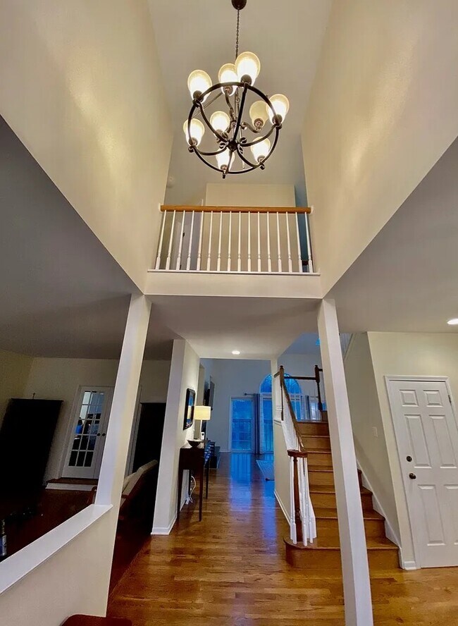 Building Photo - 3220 Indian Creek Dr