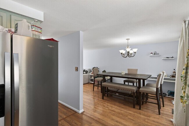 Building Photo - 9 Pine Meadows Dr