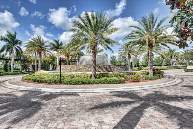 Building Photo - 8840 S Miralago Way