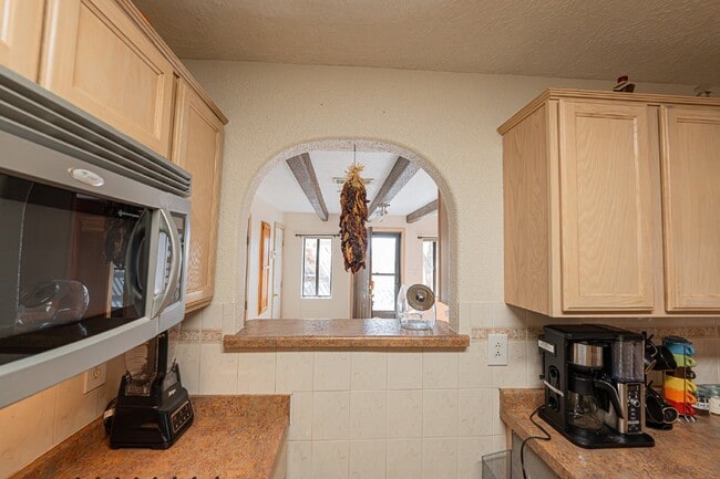 Building Photo - Desert Oasis – Furnished Executive Room in...