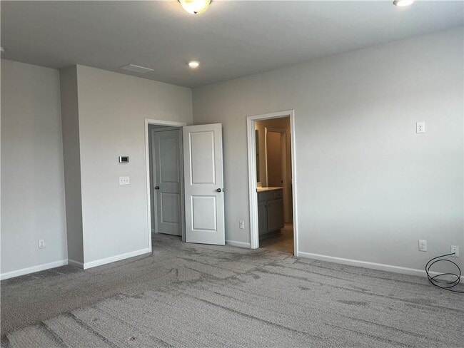 Building Photo - 3339 Fall Branch Ln