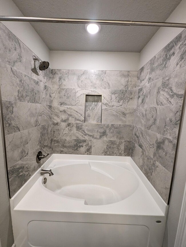 Building Photo - 7202 Lost Treasure Ct