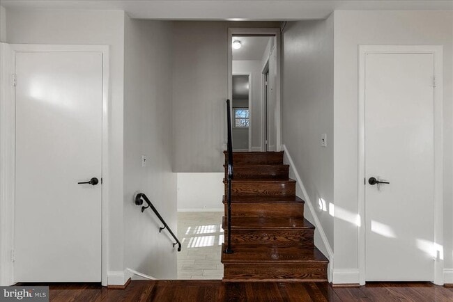 Building Photo - 7114 Xavier Ct