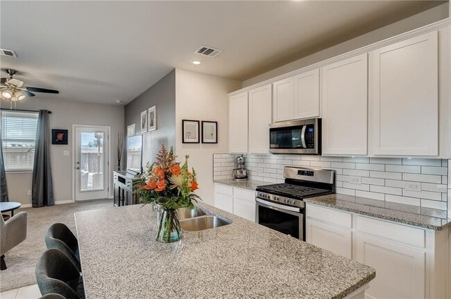 Building Photo - 14225 Fallsprings Way