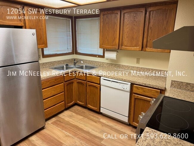 Building Photo - 12054 SW Westbury Terrace