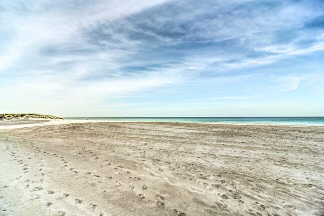 Building Photo - 17900 Gulf Blvd