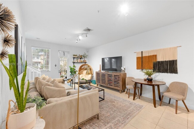Building Photo - 1030 SW 147th Ave