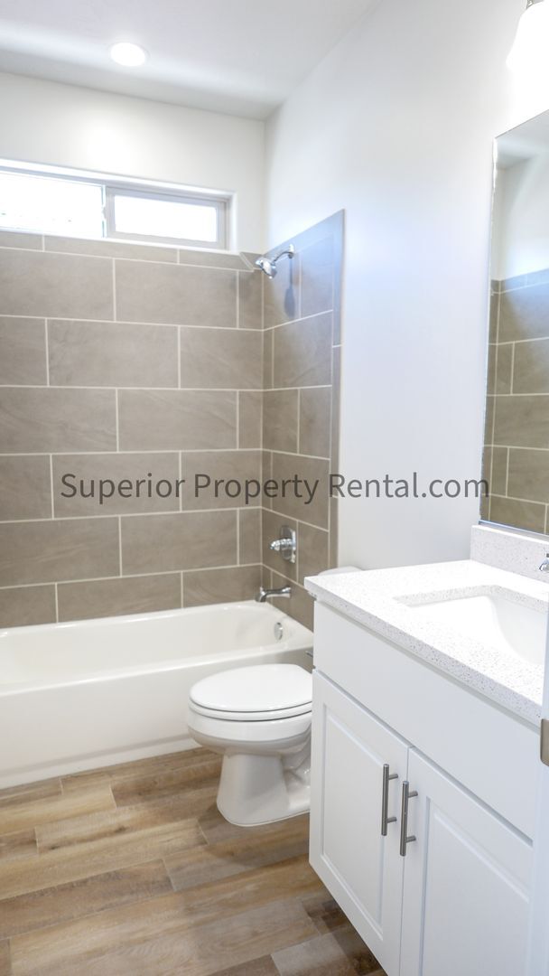 Building Photo - Newer 3 Bed, 2 Bath home in Brio