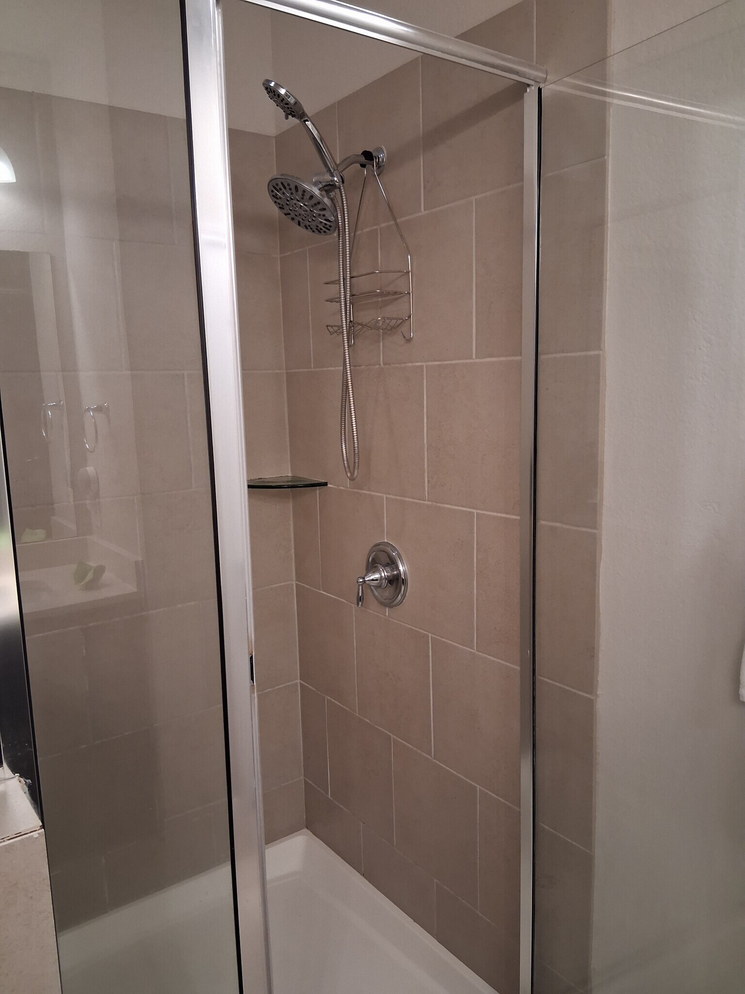 Building Photo - 6307 Southern Cross Dr