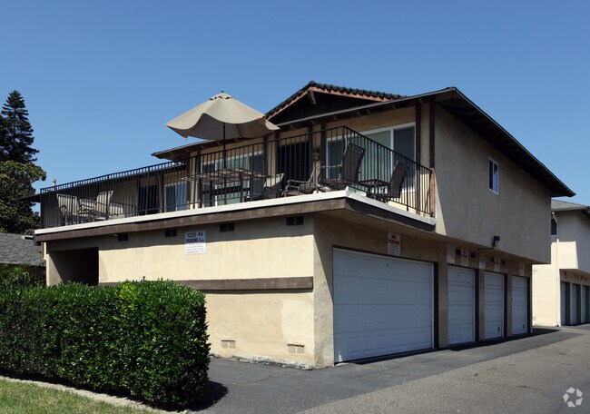 Building Photo - 1220 S Athena Way