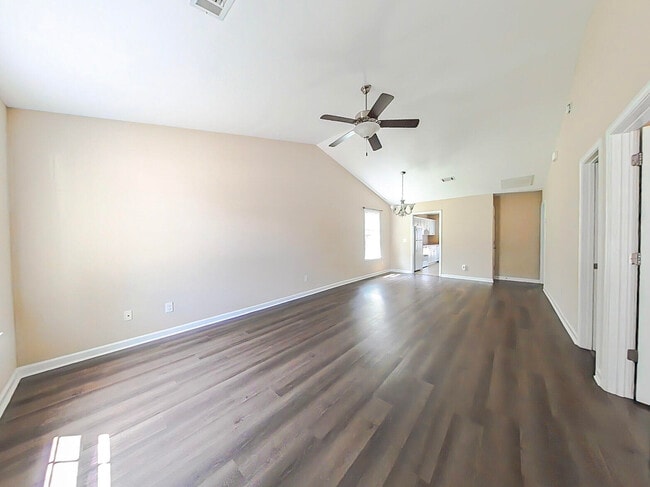 Building Photo - 1739 Elizabeth St