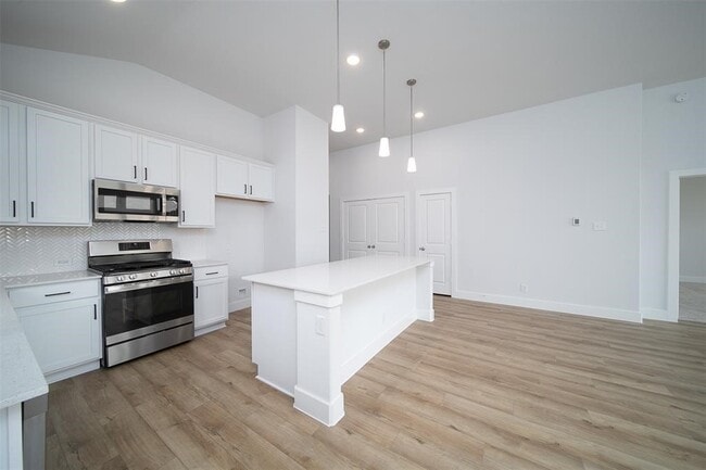 Building Photo - 217 Catalina Cove Dr