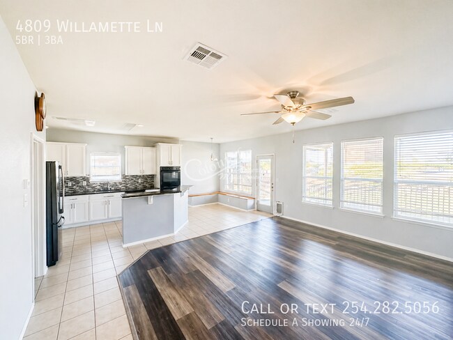 Building Photo - 4809 Willamette Ln