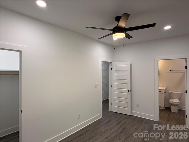 Building Photo - 1139 Clanton Rd