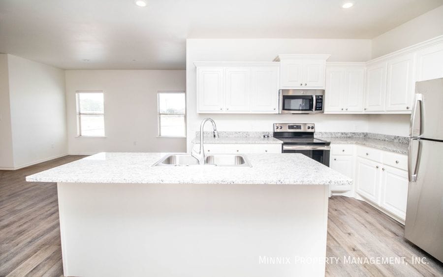 Building Photo - 6908 21st St