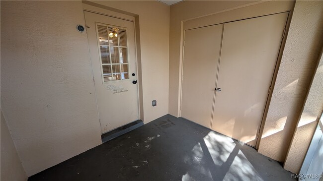 Building Photo - 5334 W Customer Ct