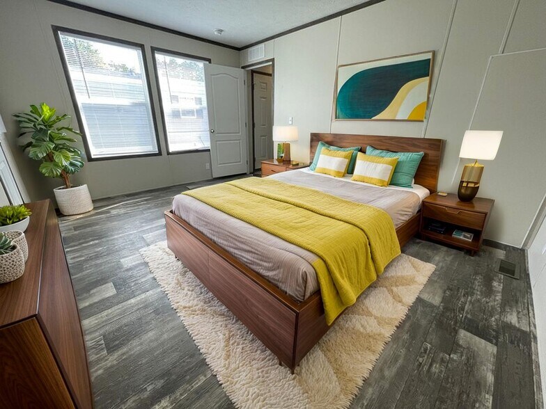 Building Photo - 16220 Frontenac Ave