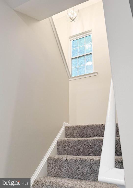 Building Photo - 15301 Waters Edge Ct