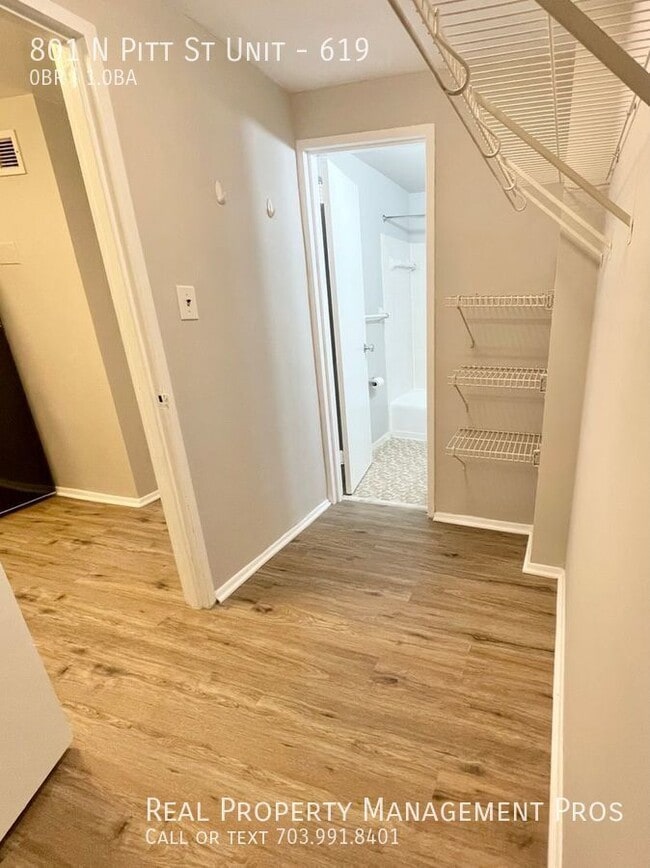 Building Photo - 801 N Pitt St