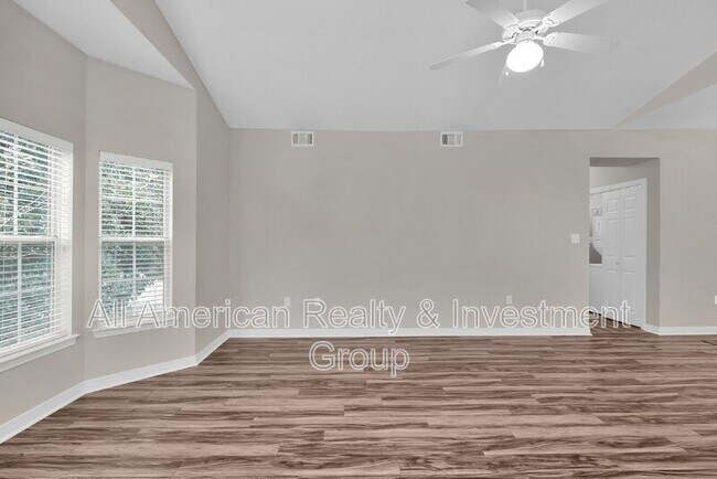 Building Photo - 1501 Partin Dr N