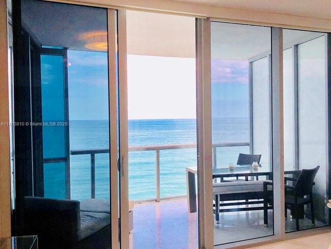 Building Photo - 17121 Collins Ave