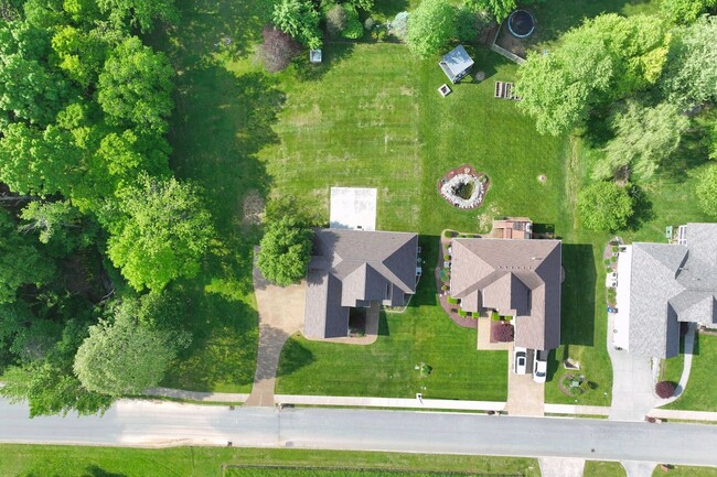 Building Photo - **BEAUTIFUL, WELL-MAINTAINED BRICK HOME ON...
