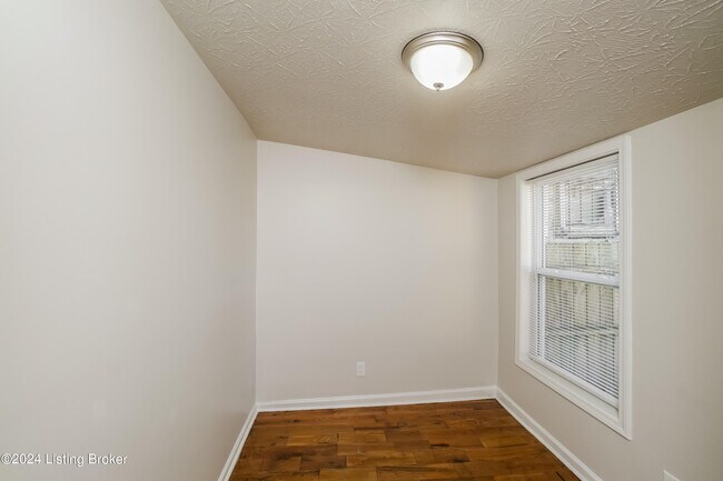 Building Photo - 1464 S 9th St