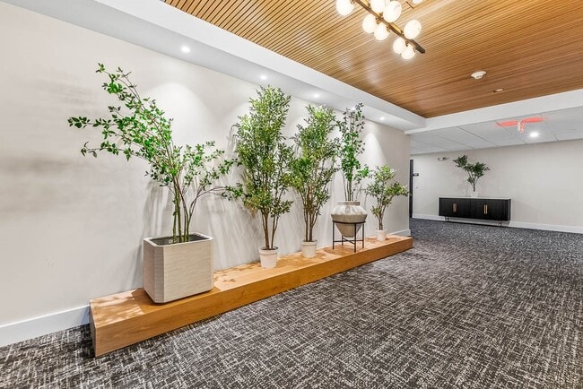 Building Photo - 22 Everett St