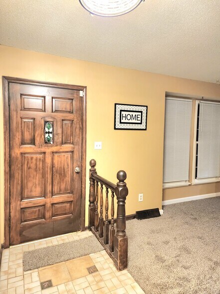 Building Photo - 7325 N Brooklyn Ave