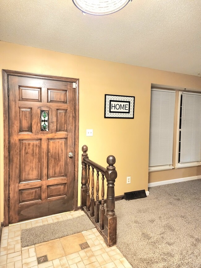 Building Photo - 7325 N Brooklyn Ave