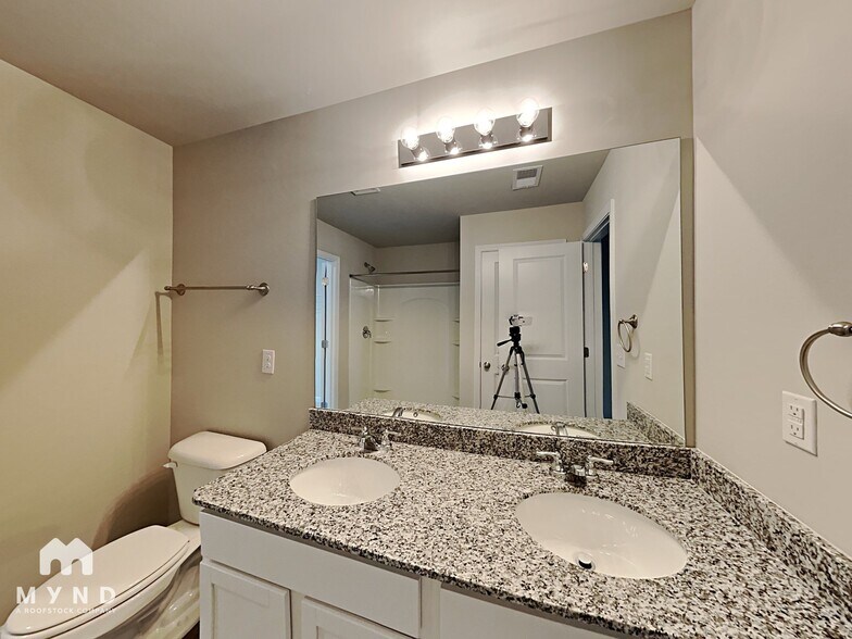 Building Photo - 352 Indian Lake Trail