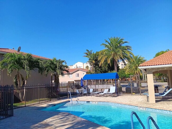 Building Photo - 150 Riviera Cir