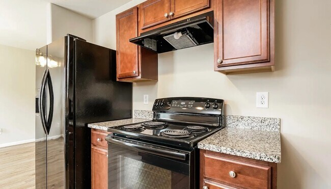 Building Photo - 3985 Shallowcreek Ct