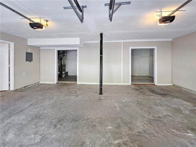 Building Photo - 7080 Greenbower Ln