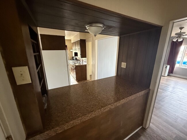 Building Photo - 305 Harrison St