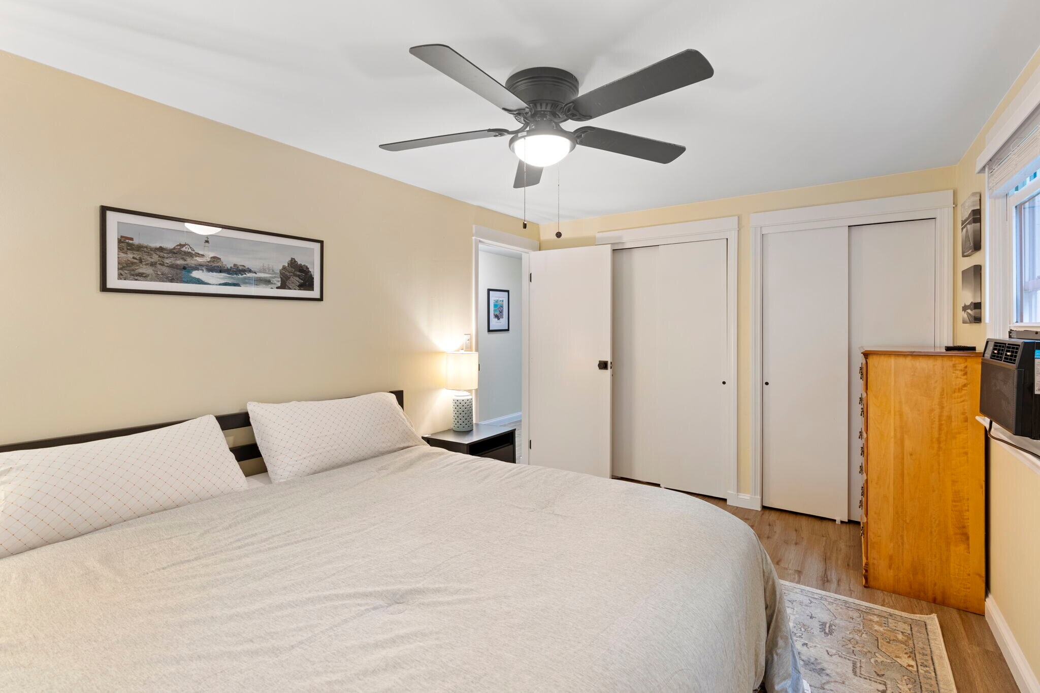 Building Photo - 189 N High St