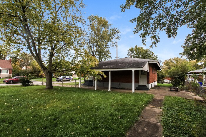 Building Photo - 9292 Coogan Dr