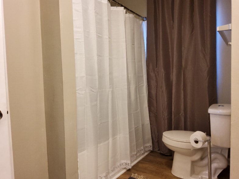 Building Photo - 308 Taylor St