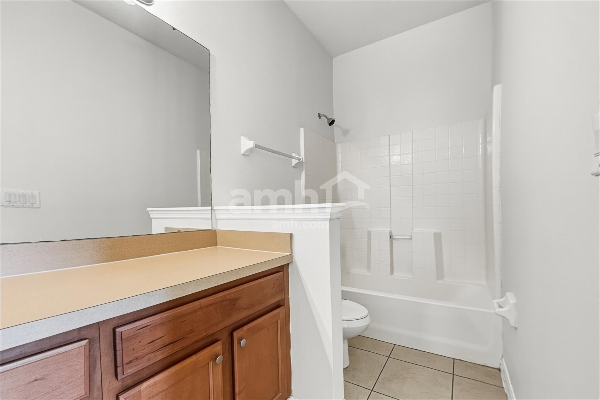 Building Photo - 1659 Canoe Creek Falls Dr