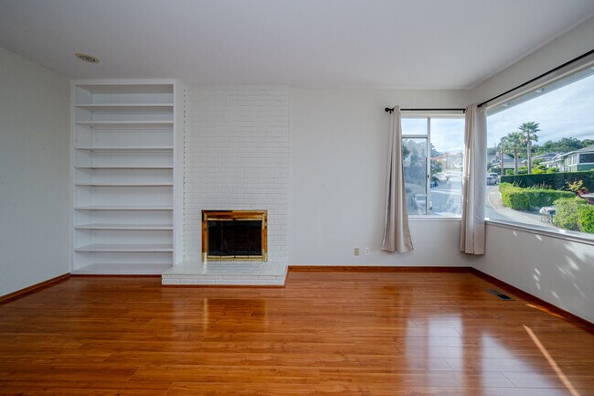 Building Photo - 1170 Tuolumne Ct
