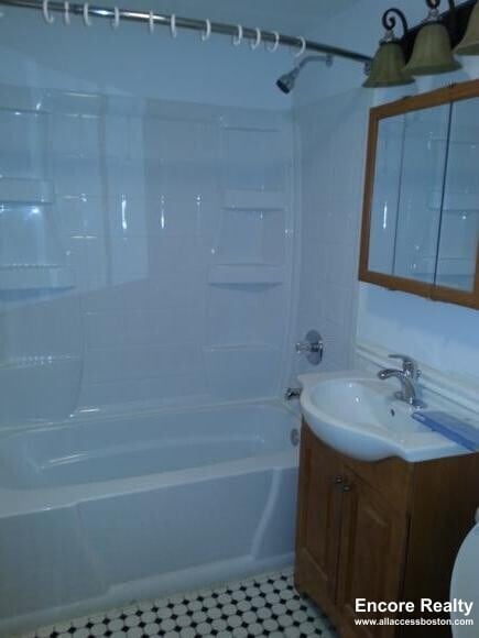 Building Photo - 62 Egmont St