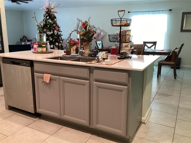 Building Photo - 260 Pershing St