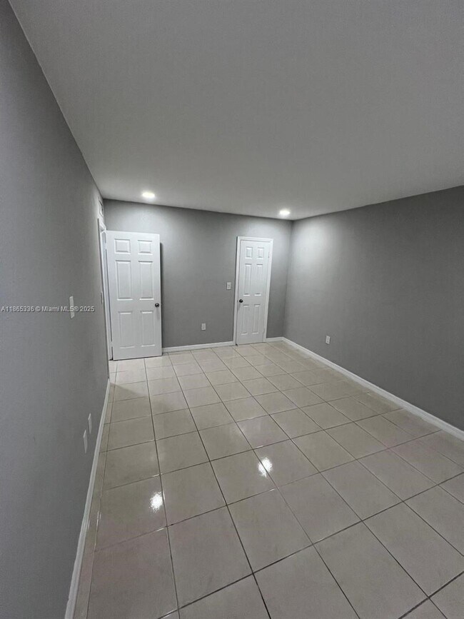 Building Photo - 7953 SW 104th St