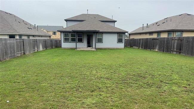 Building Photo - 129 Goldfinch Dr