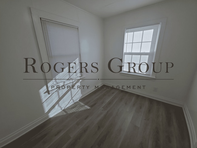 Building Photo - 980 Burr St