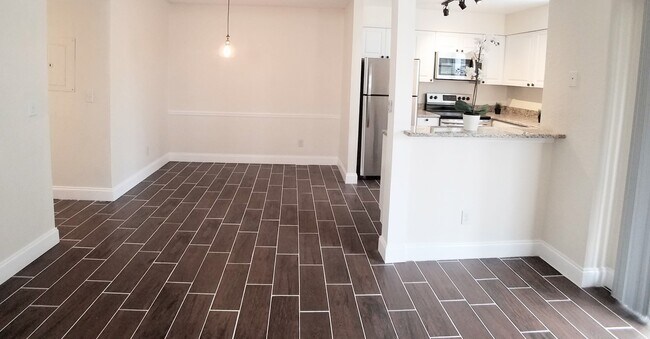 Building Photo - FOR RENT! Gorgeous First Floor Remodeled 2...