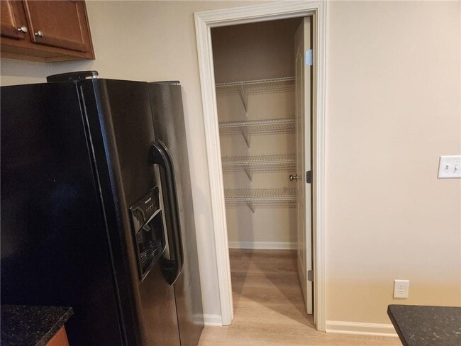 Building Photo - 3702 Brockenhurst Dr